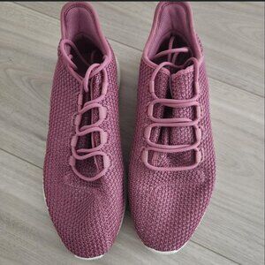 Adidas trainer Size 9